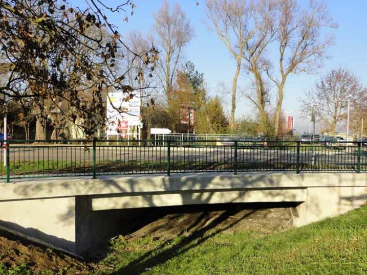 EIGNER setzt Brücke in Baldingen instand